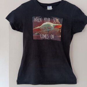 BLACK STAR WARS YODA SHIRT: "WHEN YOUR SONG COMES ON", LADIES, SMALL